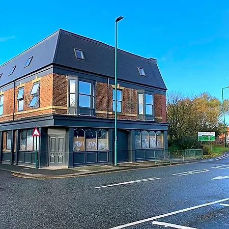 Commercial Hotel 3*